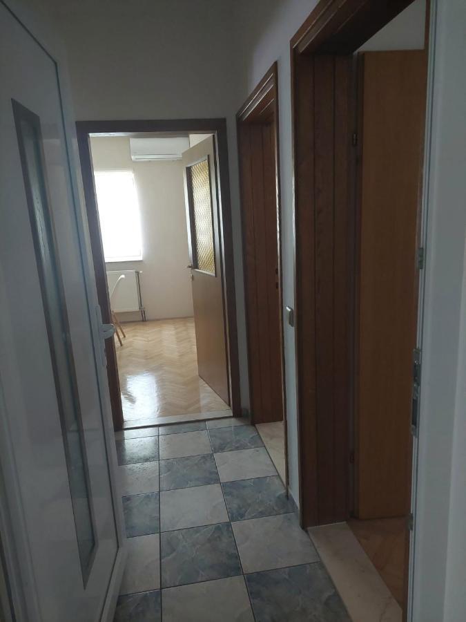 Apartments Jope i Toni Biograd Na Moru Eksteriør billede